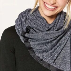 Lululemon Women's Scarf